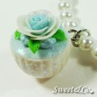 Sweet & Co. - Sweet Blue Glitter Cupcake Floral Pearl Necklace