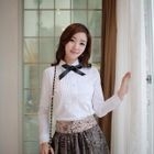 CLICK - Set: Pintuck Shirt + Bow Tie