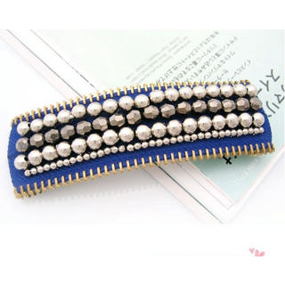 Vintage Pearl hairpin -Blue