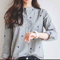 Katie Bloom - Band Collar Leaf Embroidered Blouse Katie Bloom - Band Collar Leaf Embroidered Blouse