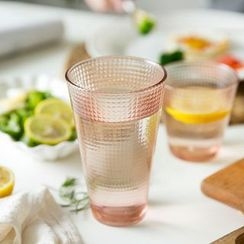 Modern Wife - Drinking Glass Modern Wife - Drinking Glass