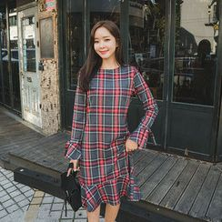 Envy Look - Ruffle-Hem Plaid Dress Envy Look - Ruffle-Hem Plaid Dress