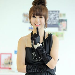 Ruched Long Gloves (Bracelet not Included) Ruched Long Gloves (Bracelet not Included)