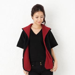 Inset Hooded Scarf Short-Sleeve Top Inset Hooded Scarf Short-Sleeve Top
