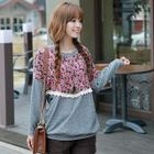 CLICK - Floral Yoke Front Pullover