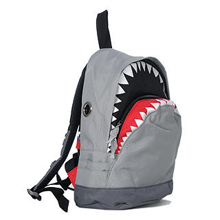 Shark Backpack (M) Shark Backpack (M)