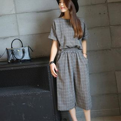 Fashion Street - Set: Short-Sleeve Plaid Top + Cropped Wide Leg Pants Fashion Street - Set: Short-Sleeve Plaid Top + Cropped Wide Leg Pants