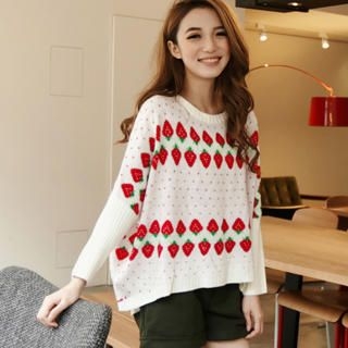 Strawberry-Pattern Sweater Strawberry-Pattern Sweater