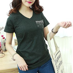 Dodostyle - Beaded Pocket V-Neck T-Shirt Dodostyle - Beaded Pocket V-Neck T-Shirt