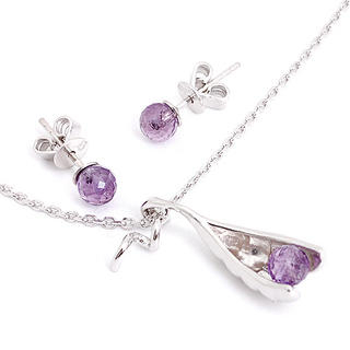 Pea in the Pod Earrings and Necklace Set