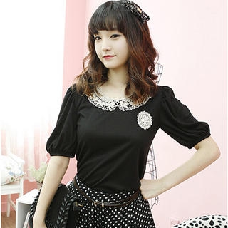 Lace-Collar Puff-Sleeve Top with Brooch