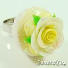 Sweet & Co. - Sweet Yellow Glitter Cupcake Floral Ring