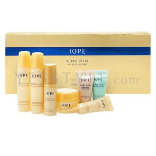 Super Vital Vip Special Gift (7 items): Cream 8ml + Eye Cream 3ml + Serum 5ml + Emulsion 20ml + Softener 20ml + Base 5g + Foundation 5g