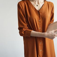 STYLEBYYAM - V-Neck Slit-Side Shirtdress STYLEBYYAM - V-Neck Slit-Side Shirtdress
