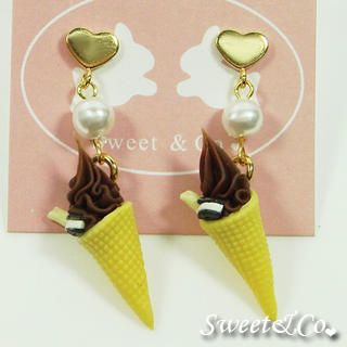 Sweet Mini Chocolate Ice-Cream Pearl Heart Earrings Sweet Mini Chocolate Ice-Cream Pearl Heart Earrings