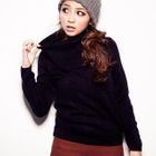 ZOO - Cowlneck Knit Top