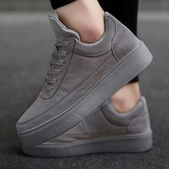 Chariot - Platform Lace-Up Sneakers Chariot - Platform Lace-Up Sneakers