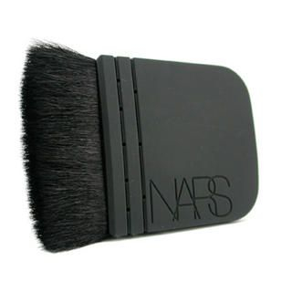 Kabuki Artisan Brush