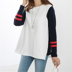 PEPER - Round-Neck Color-Block Top PEPER - Round-Neck Color-Block Top