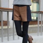 CLICK - Color-Block Knit Shorts