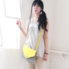 Monob - Crossbody Bag