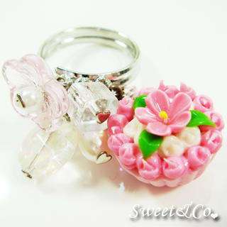 Sweet Floral Pink Cupcake Pearl Silver Ring Sweet Floral Pink Cupcake Pearl Silver Ring