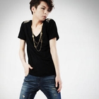 deepstyle - V-Neck Studded T-Shirt