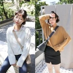 QNIGIRLS - Round-Neck Colored Knit Top QNIGIRLS - Round-Neck Colored Knit Top