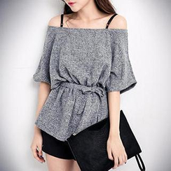 PUFII - Off-Shoulder Peplum Top PUFII - Off-Shoulder Peplum Top