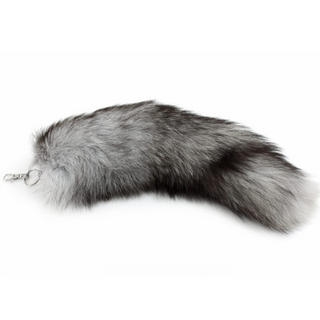 Faux-Fur Fox Tail Key Chain Faux-Fur Fox Tail Key Chain