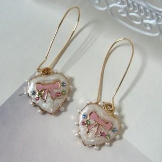 Faux-Pearl Trim 'Heart' Earrings Faux-Pearl Trim 'Heart' Earrings