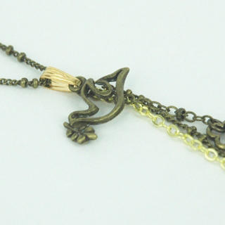 Little Pigeon Long Necklace