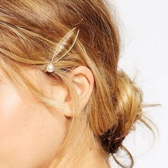 Seoul Young - Beaded Hair Clip Seoul Young - Beaded Hair Clip