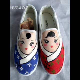 'Chinese Dolls' Slip-Ons