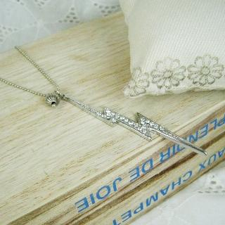 Silver Shiny Lighting Necklace
