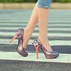 Smoothie - Ruffle-Accent Platform Pumps