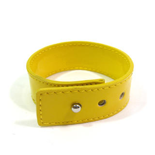 Sleek Leather Bangle Sleek Leather Bangle