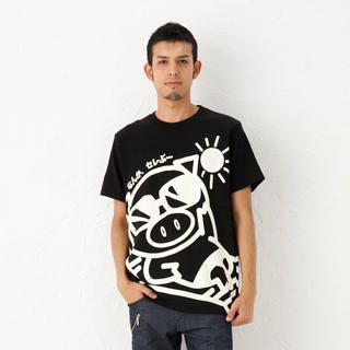 Short Sleeve Print T-Shirt- Sun-Bathing Pig Short Sleeve Print T-Shirt- Sun-Bathing Pig
