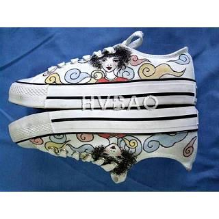 Curly-Haired Girl Sneakers Curly-Haired Girl Sneakers