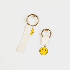 migunstyle - Smile Drop Earrings migunstyle - Smile Drop Earrings