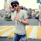 SLIM&FIT - V-Neck T-Shirt