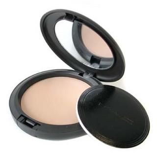 Select Sheer Pressed Powder # NC30 Select Sheer Pressed Powder # NC30