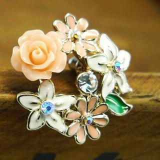 Delicate Roses Earrings Delicate Roses Earrings