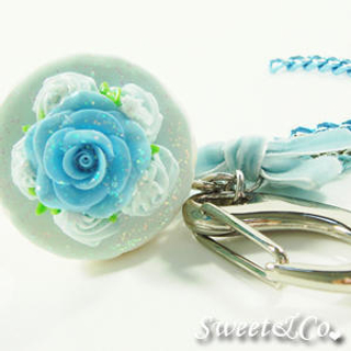 Sweet Glitter Blue Cupcake XL Bag Charm Sweet Glitter Blue Cupcake XL Bag Charm