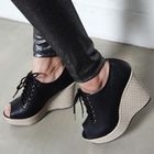 kenzi w - Peep-Toe Lace-Up Wedges