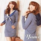 YUMI - Hooded V-Neck Tee