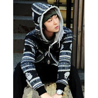 Brushed Fleece Skull-Pattern Zip Hoodie