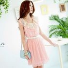 Tokyo Fashion - Sleeveless Crochet Cape-Collar Pleated Dress