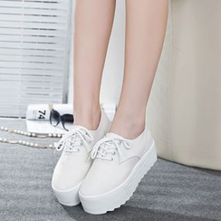 Wello - Platform Canvas Sneakers Wello - Platform Canvas Sneakers