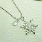 MyLittleThing - Elegant Beauty Snowflake Necklace